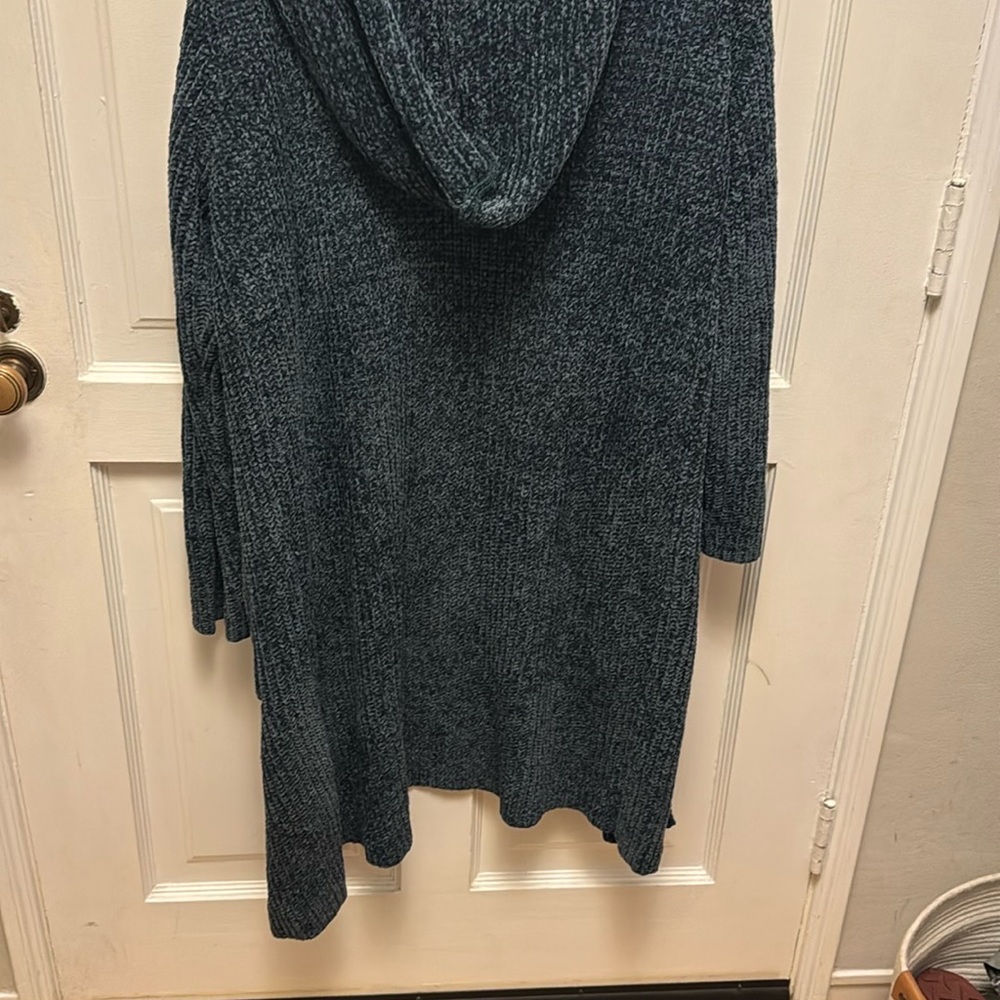 Forever 21 Chenille Sweater - Picture 3 of 3